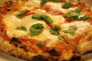 Want to eat the best pizza in Rome? La Gatta Mangiona will not dissapoint!