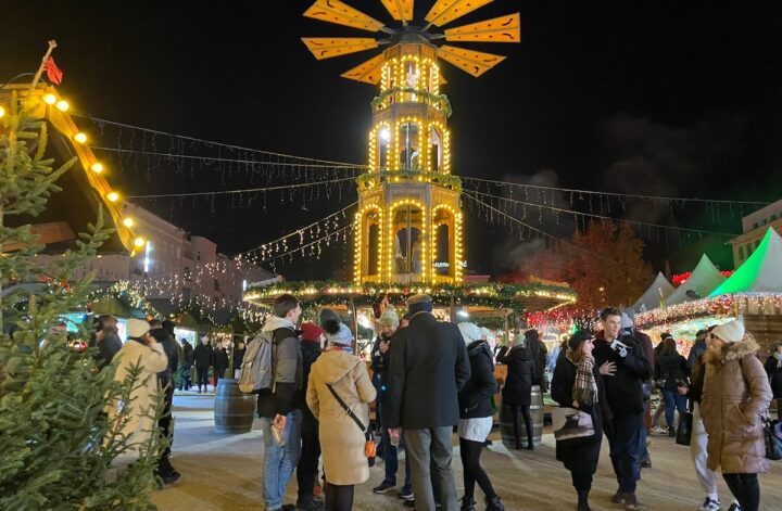 Poznan Christmas market pyramid